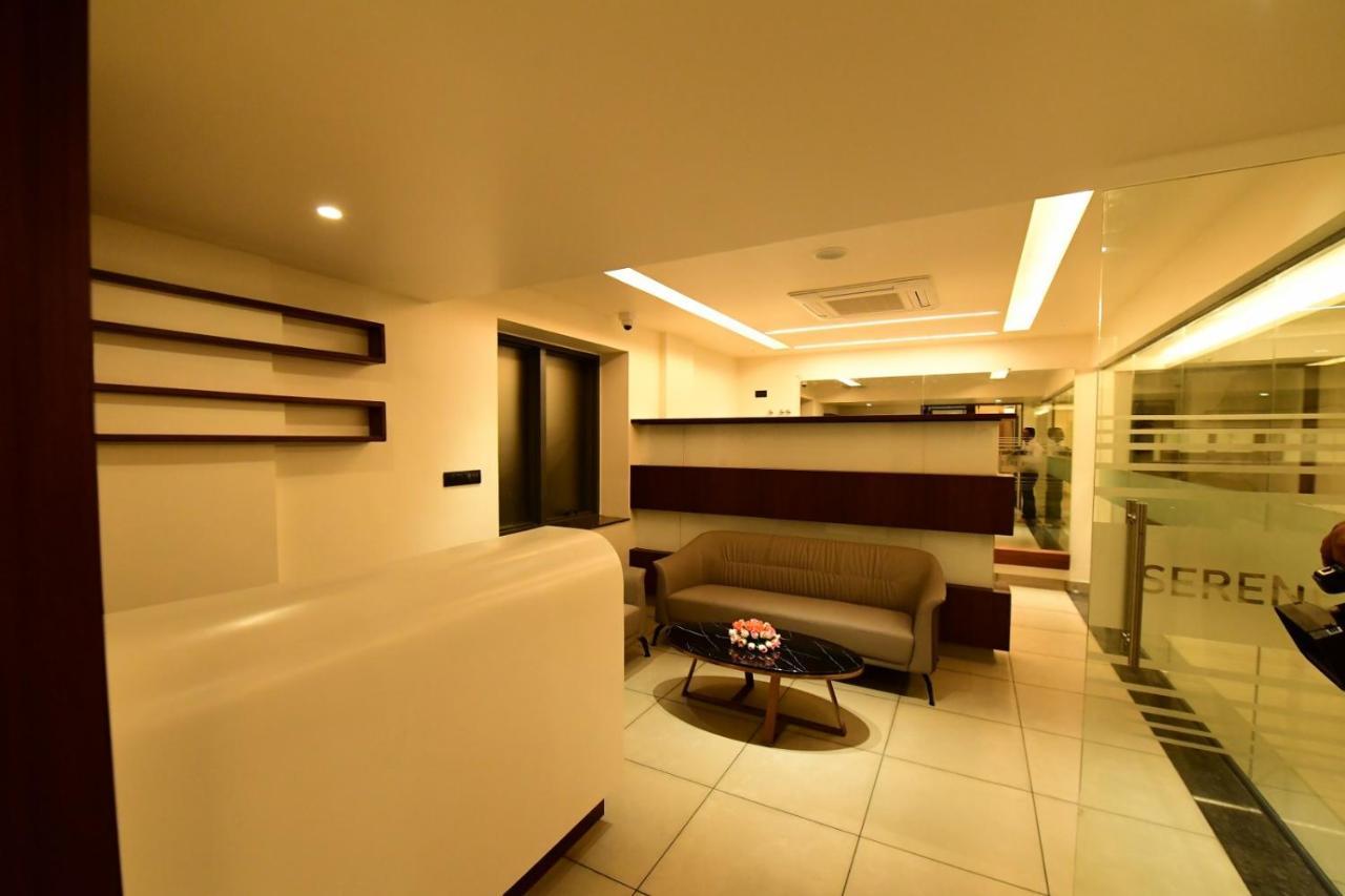 Hotel M Pro Palace Mysore - 12 Minutes To Mysore Palace Экстерьер фото